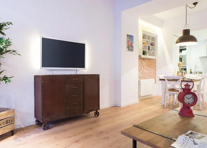 Bright Industrial Loft Center * Barcelona